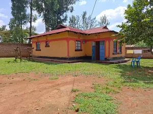 3bdrm House in Sikata, Khalaba (Kanduyi) for sale