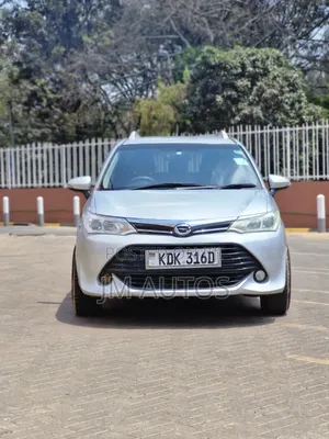 Toyota Corolla Fielder 1.5 Petrol FWD 2015 Silver