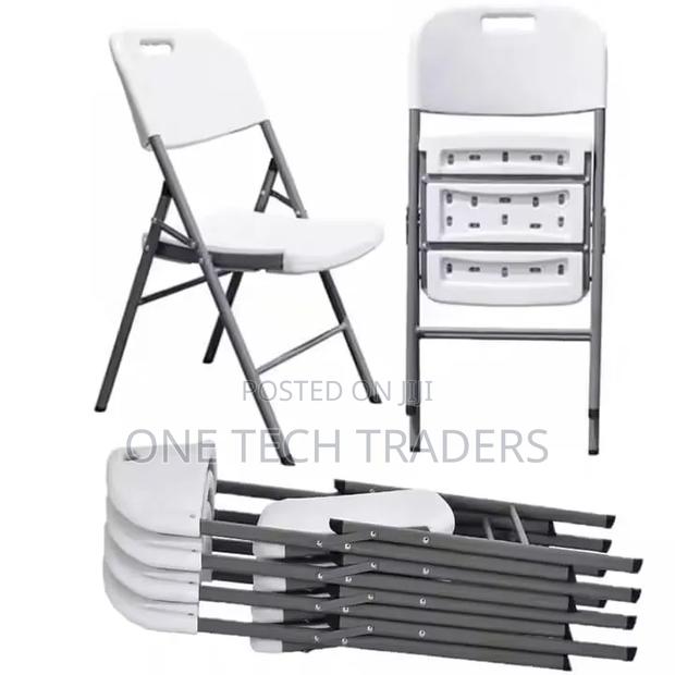 Outdoor Foldable Chair - thumbnail 2