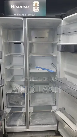 Hisense REF668DR 668L Non-Frost Side by Side Fridge Black