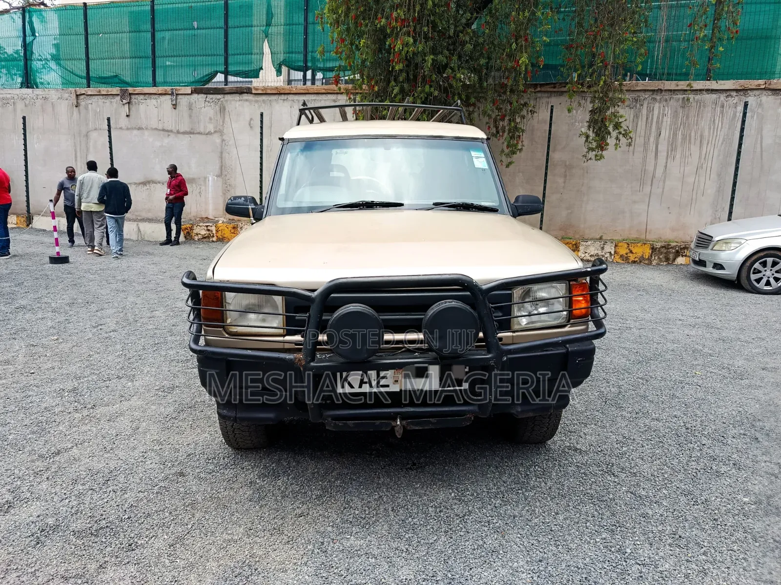 Land Rover Discovery Base AWD 1995 Gold