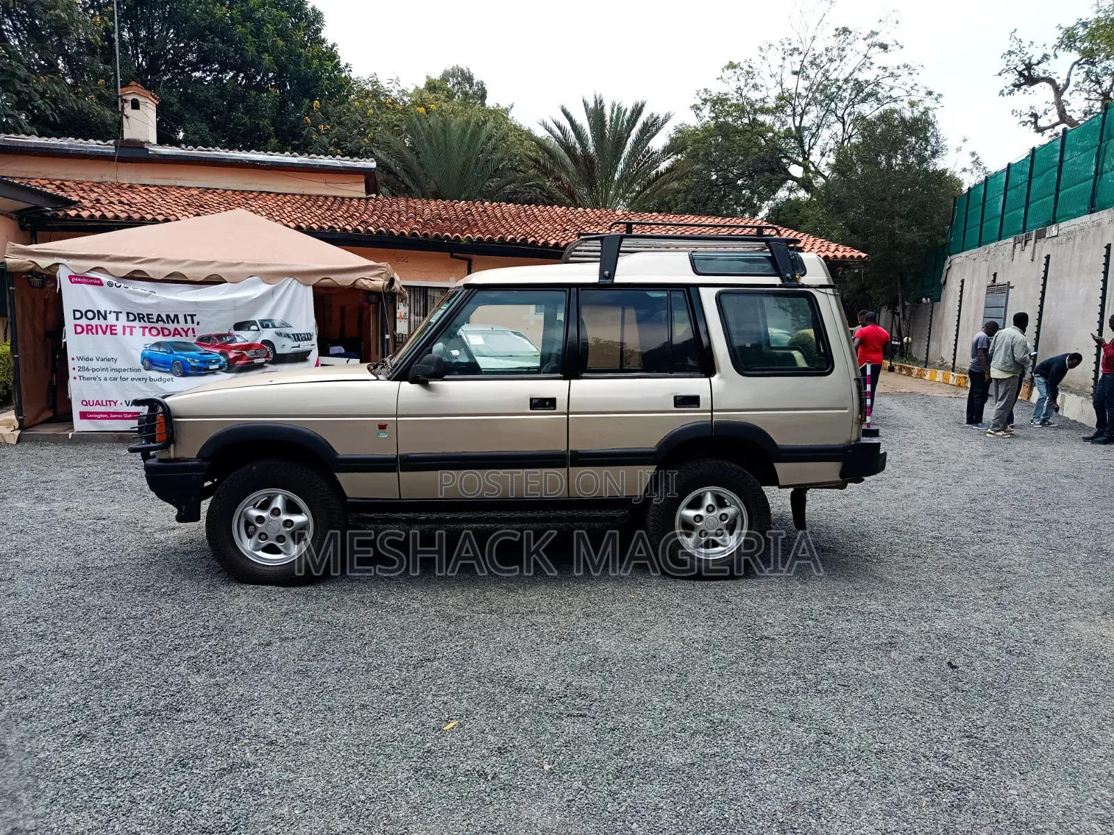 Land Rover Discovery Base AWD 1995 Gold