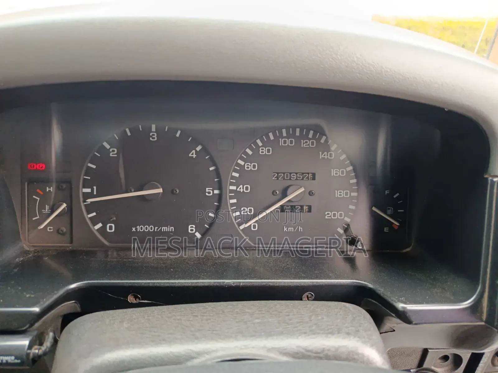 Land Rover Discovery Base AWD 1995 Gold