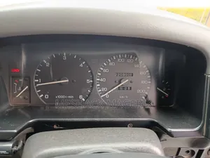 Land Rover Discovery Base AWD 1995 Gold