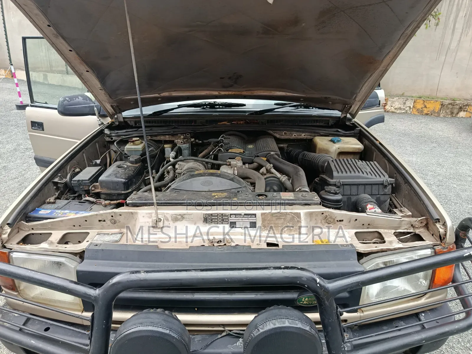 Land Rover Discovery Base AWD 1995 Gold