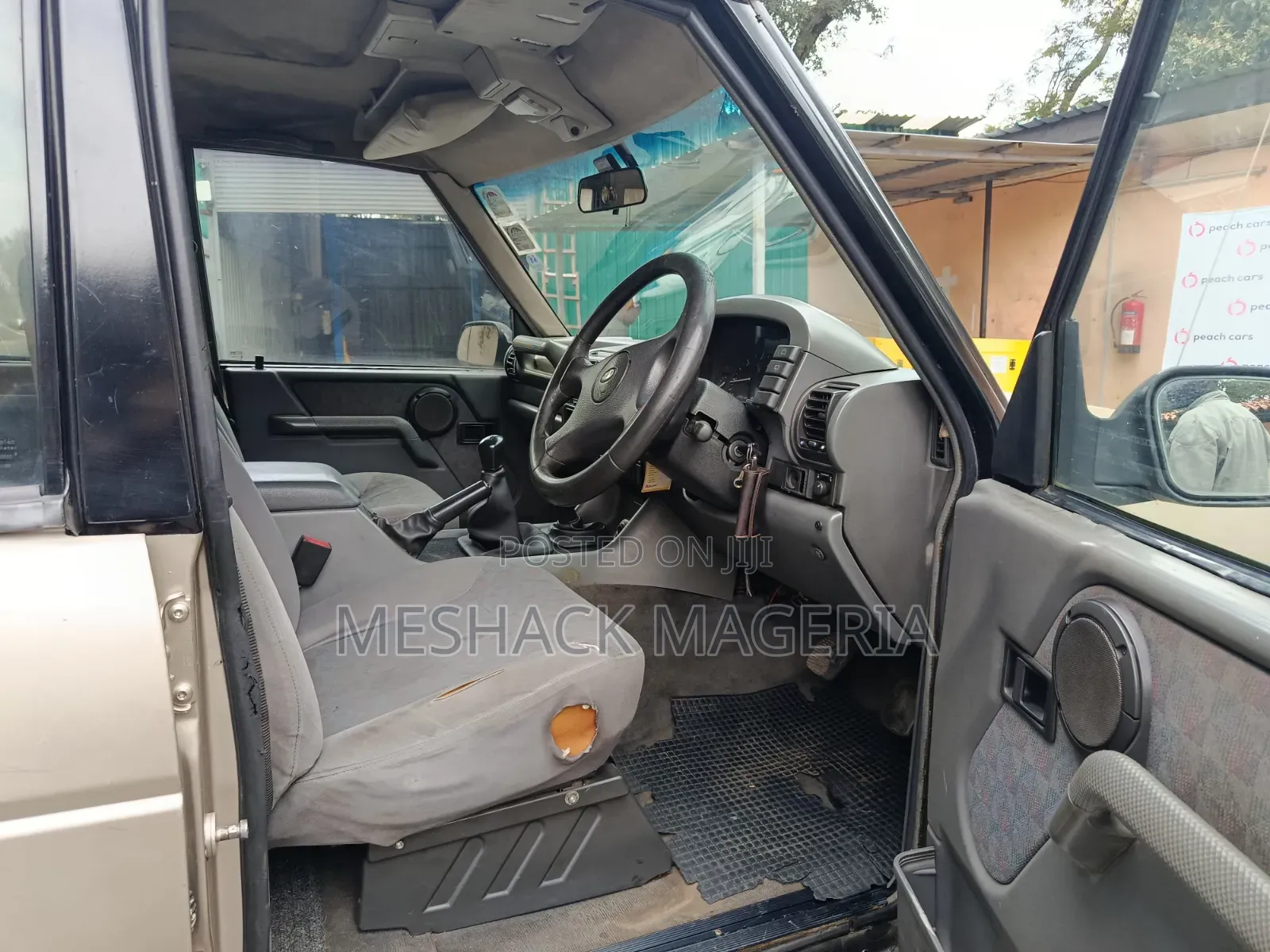 Land Rover Discovery Base AWD 1995 Gold