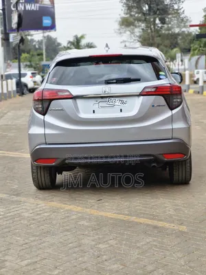 Honda Vezel 1.5 2WD 2019 Silver