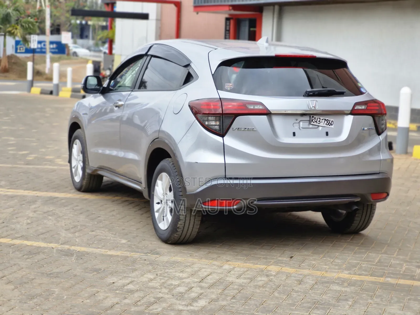 Honda Vezel 1.5 2WD 2019 Silver