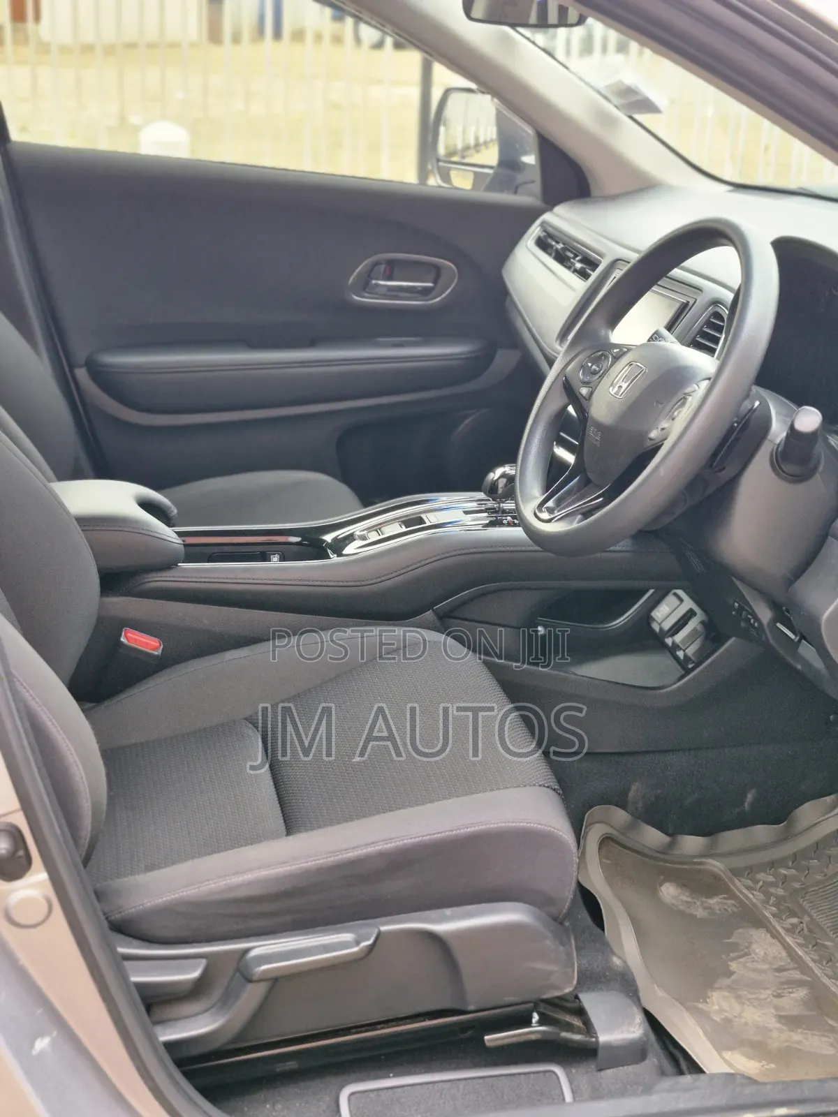 Honda Vezel 1.5 2WD 2019 Silver