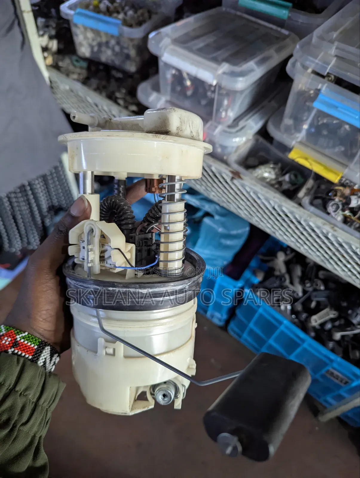 Nissan Tiida Fuel Pump