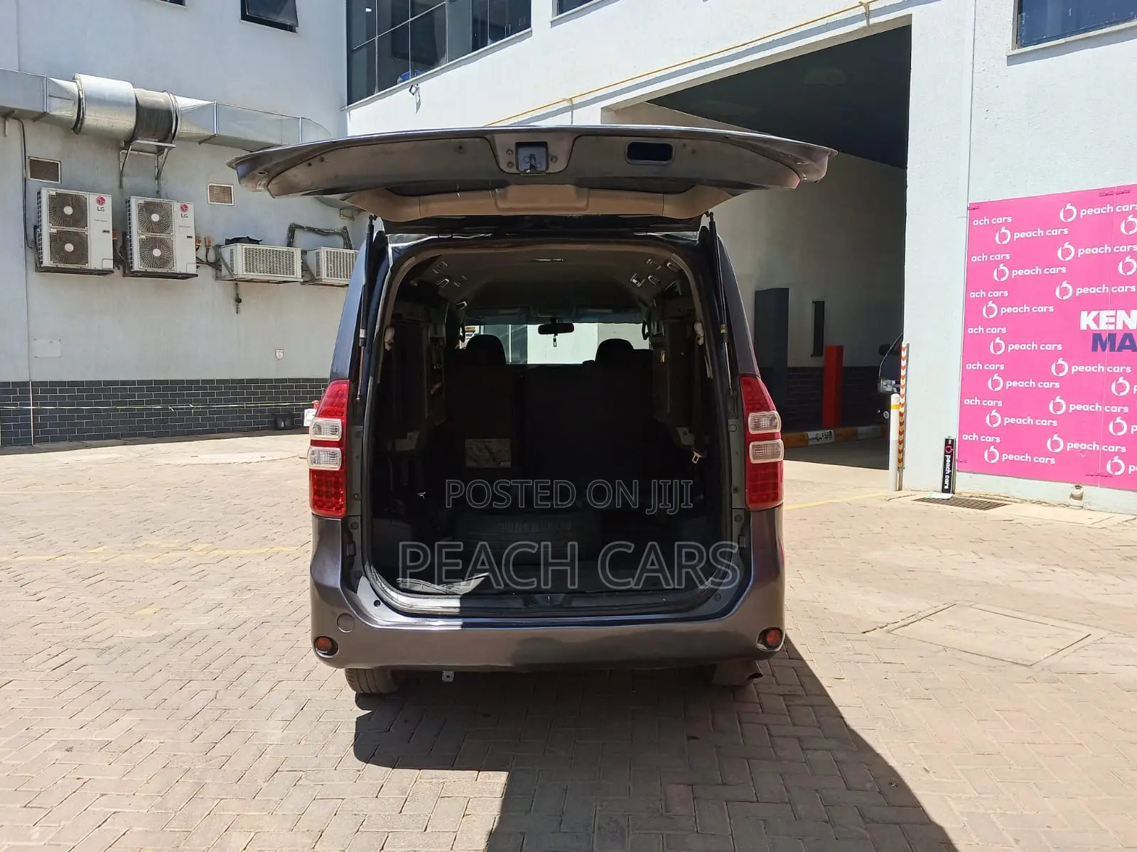 Toyota Noah 2011 Black