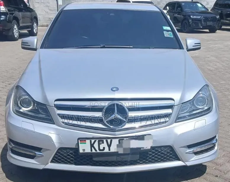 Mercedes-Benz C200 2013 Silver