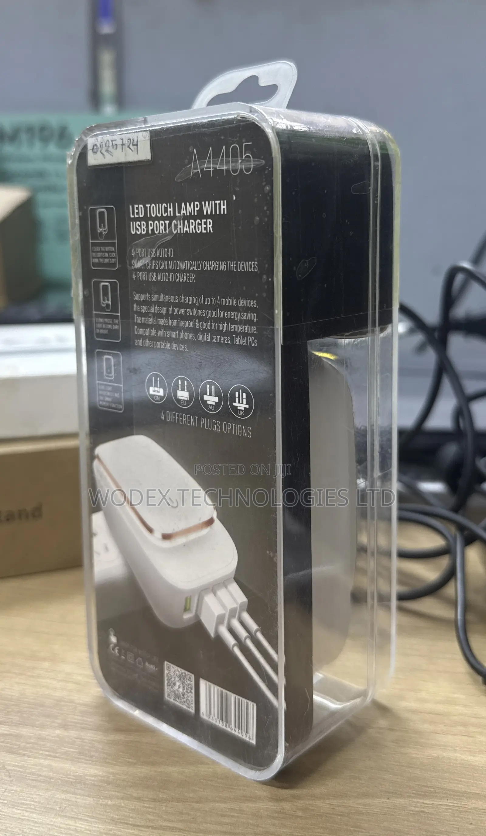 LDNIO A4405 LED Touch Lamp With 4 USB Port Charger in Its Packaging