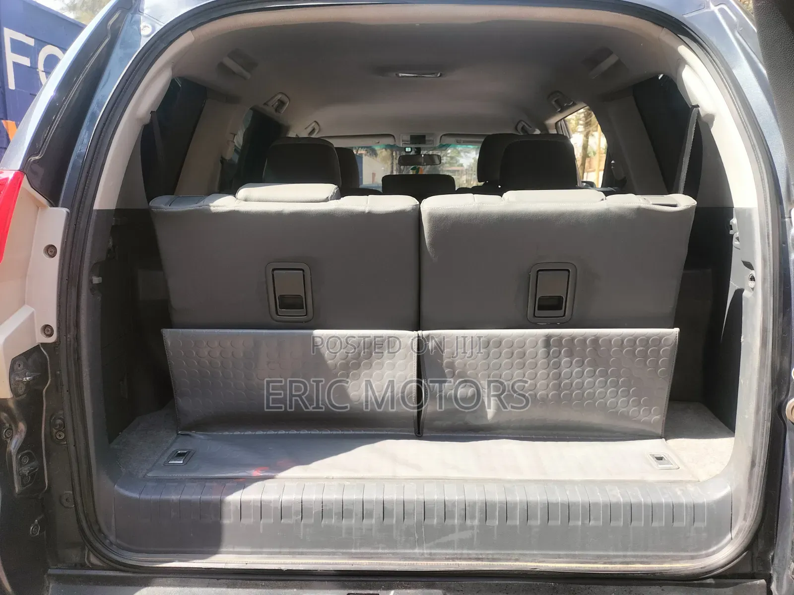 Toyota Land Cruiser Prado 2.7 i 2012 Black