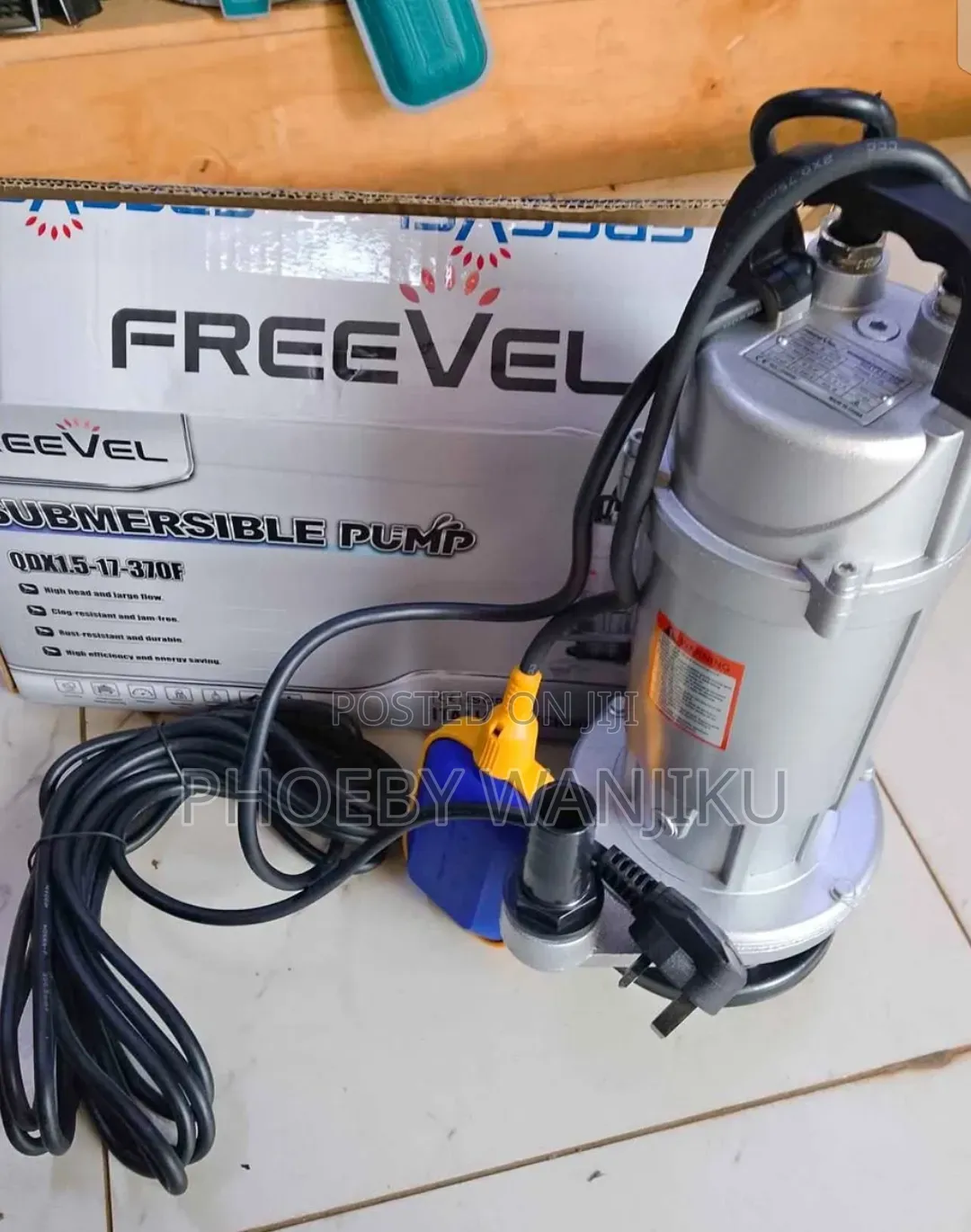 Freevel 0.5hp Submersible Water Pump 17m Head