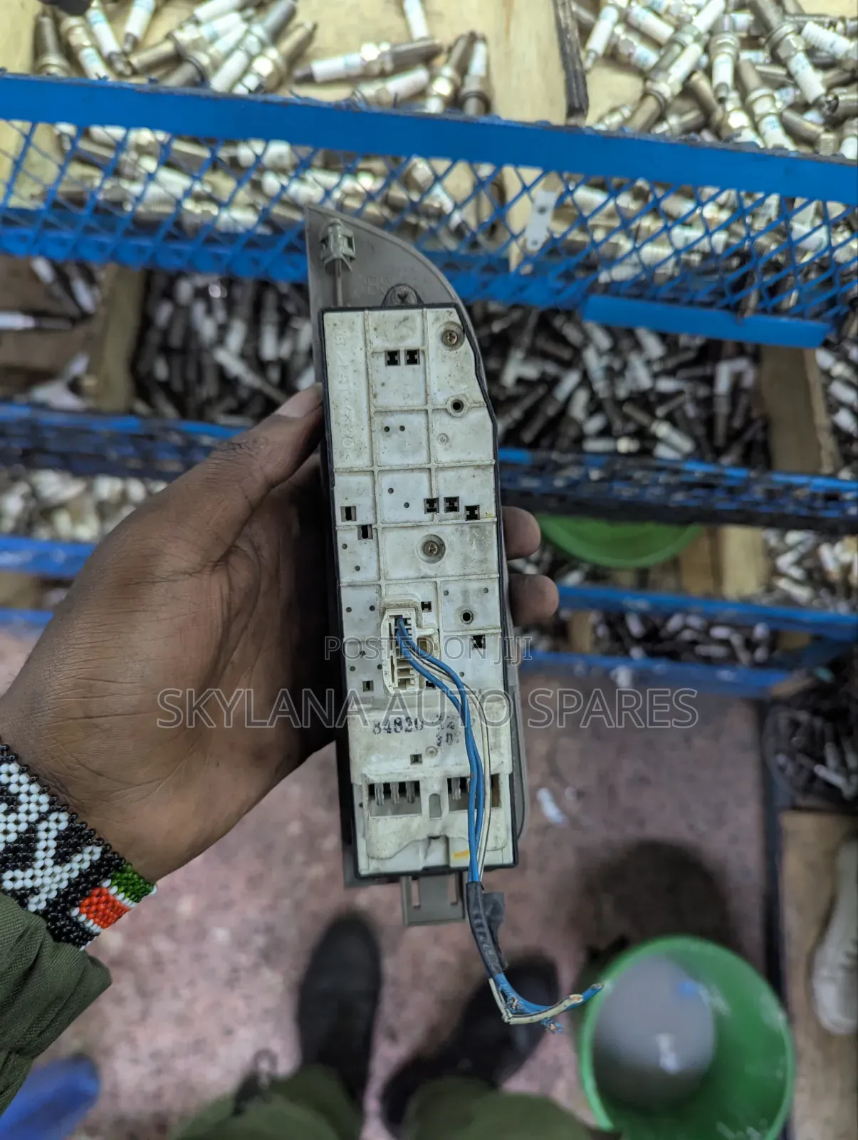 Toyota 110/Premio Nyoka Door Main Switch