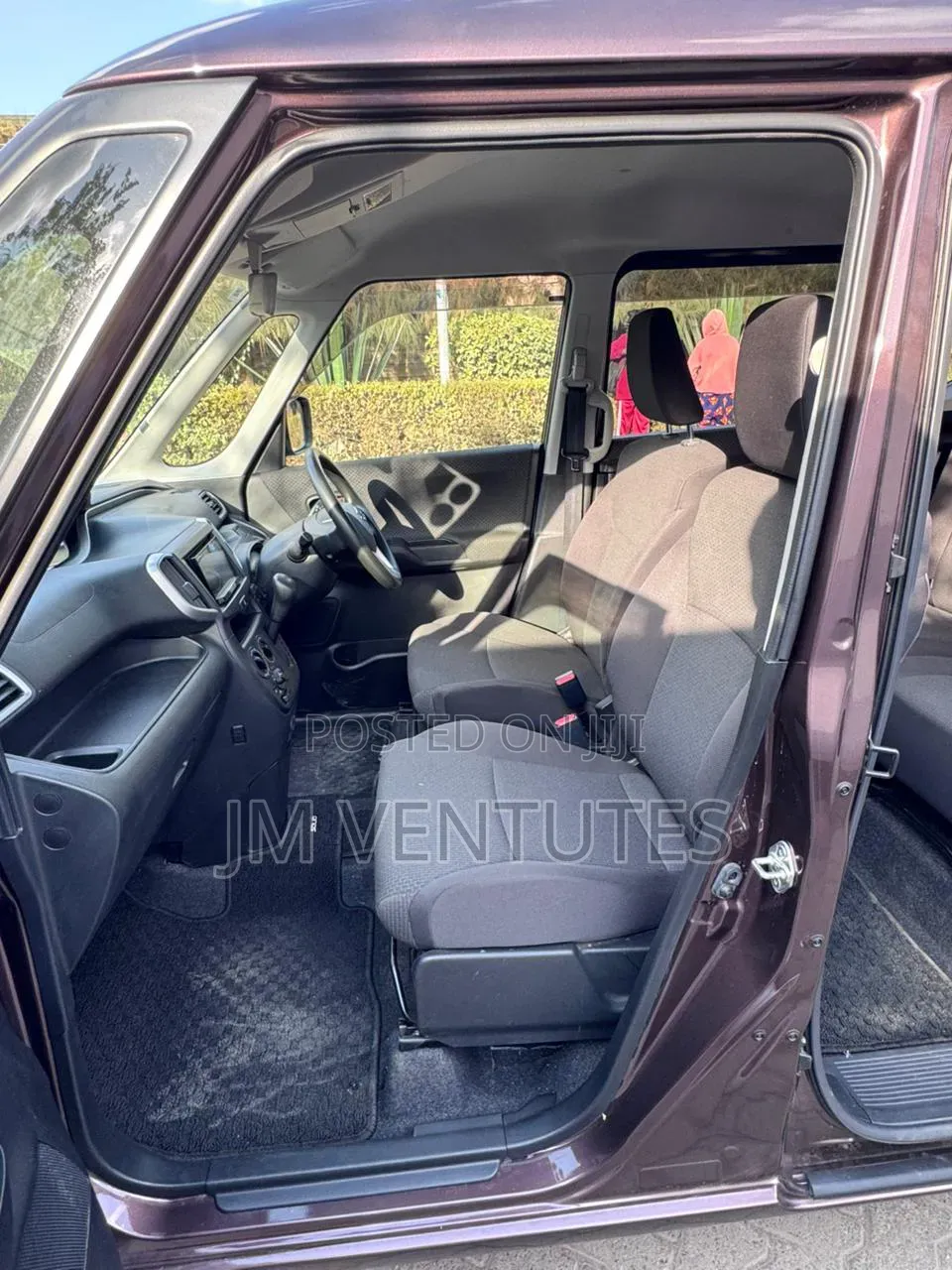 Suzuki Solio 2020 Burgundy