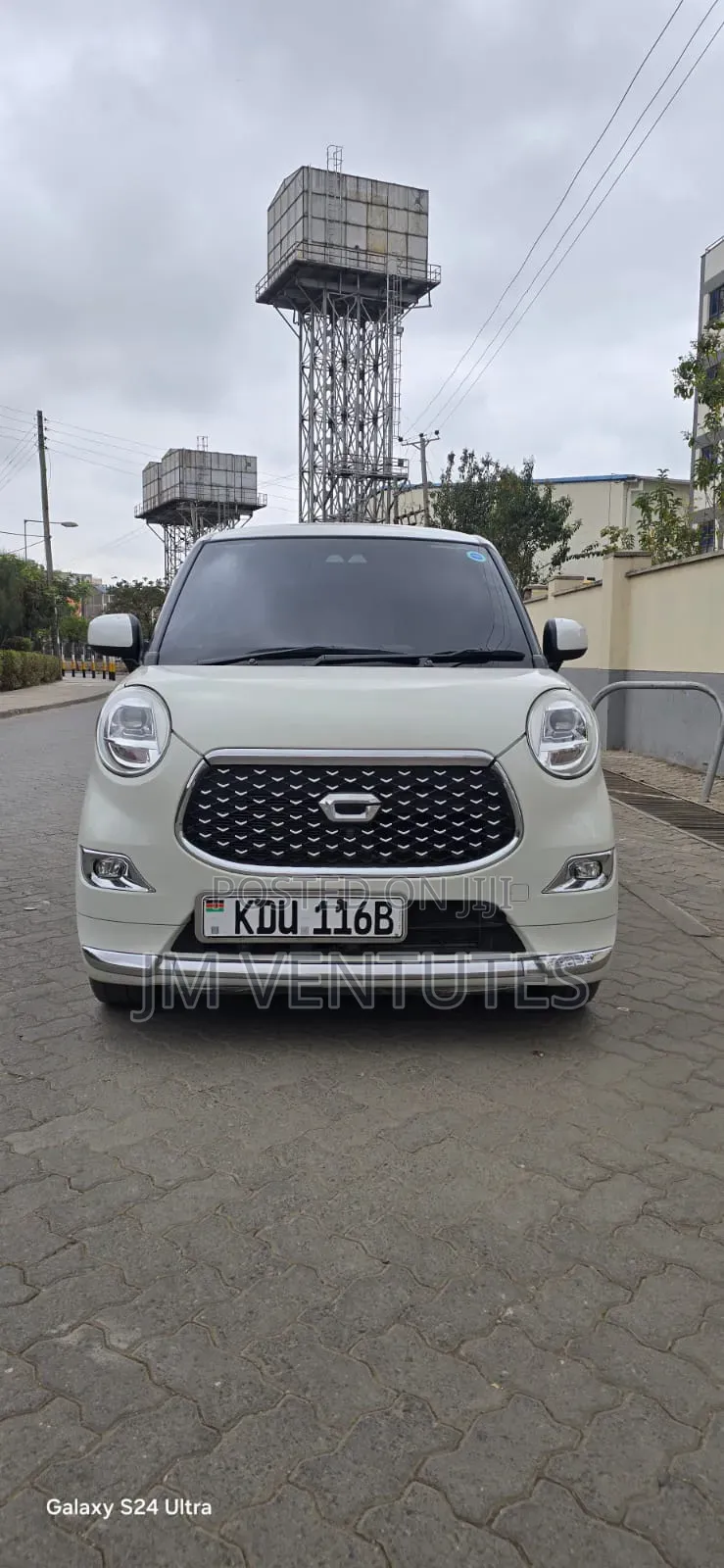 Daihatsu Cast 2018 White