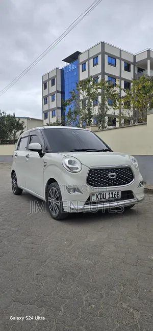 Daihatsu Cast 2018 White