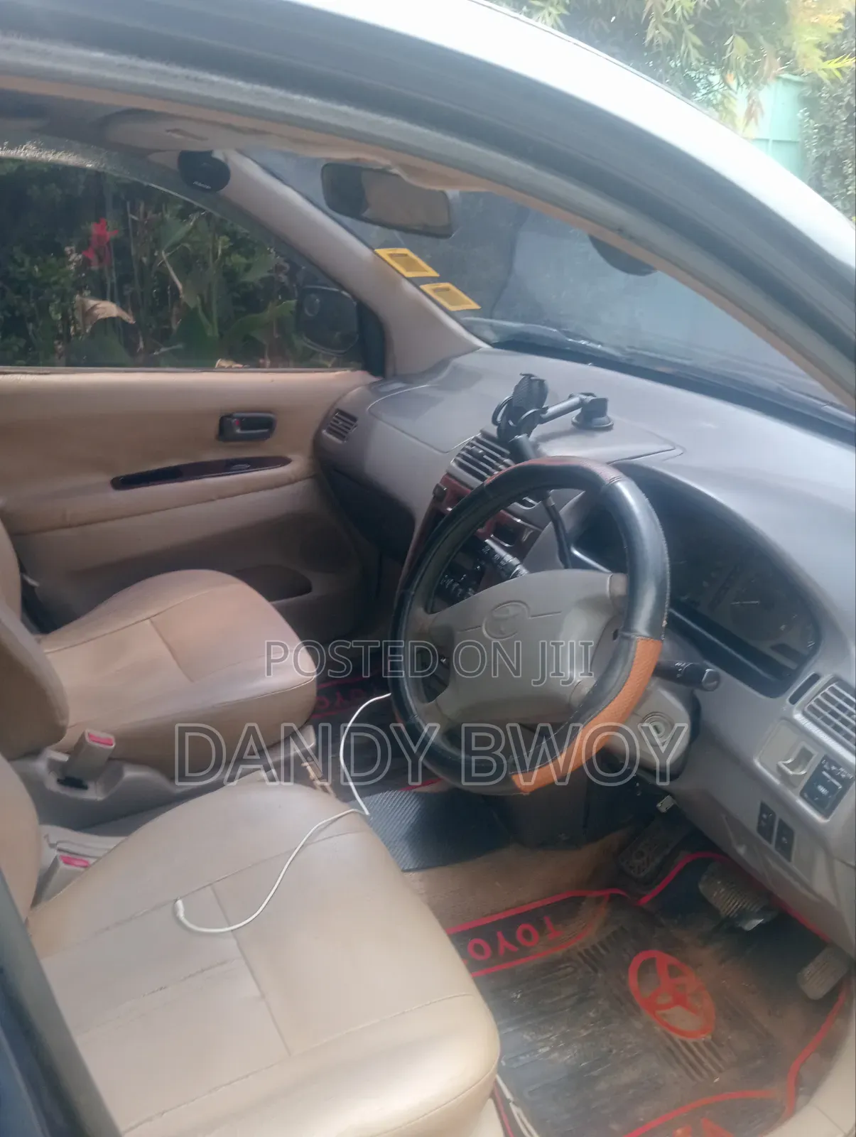 Toyota Gaia 1999