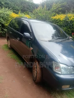 Toyota Gaia 1999