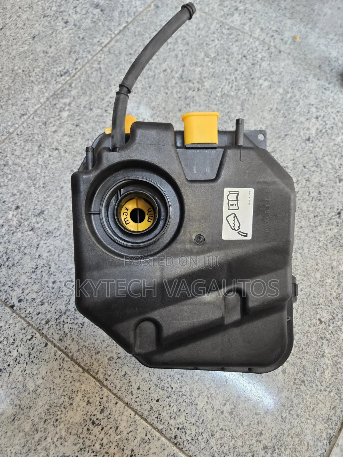 Volkswagen Touareg/Audi Q7/Porsche Coolant or Expansion Tank