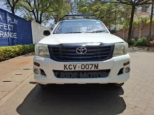 Toyota Hilux 2.5 D-4D SRX 2012 Off white