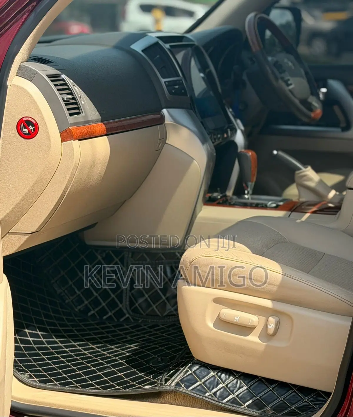 Toyota Land Cruiser 2014 Red