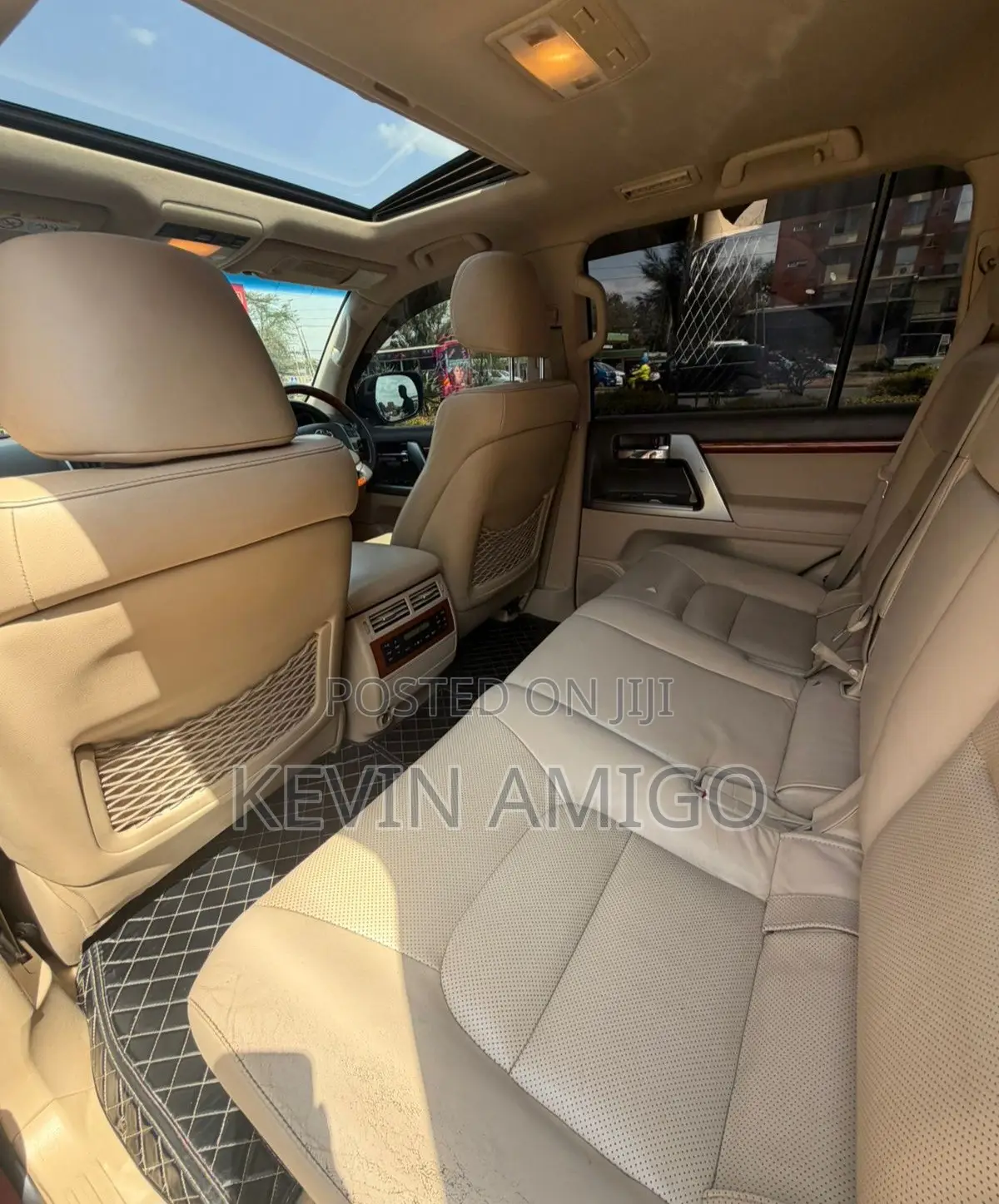 Toyota Land Cruiser 2014 Red
