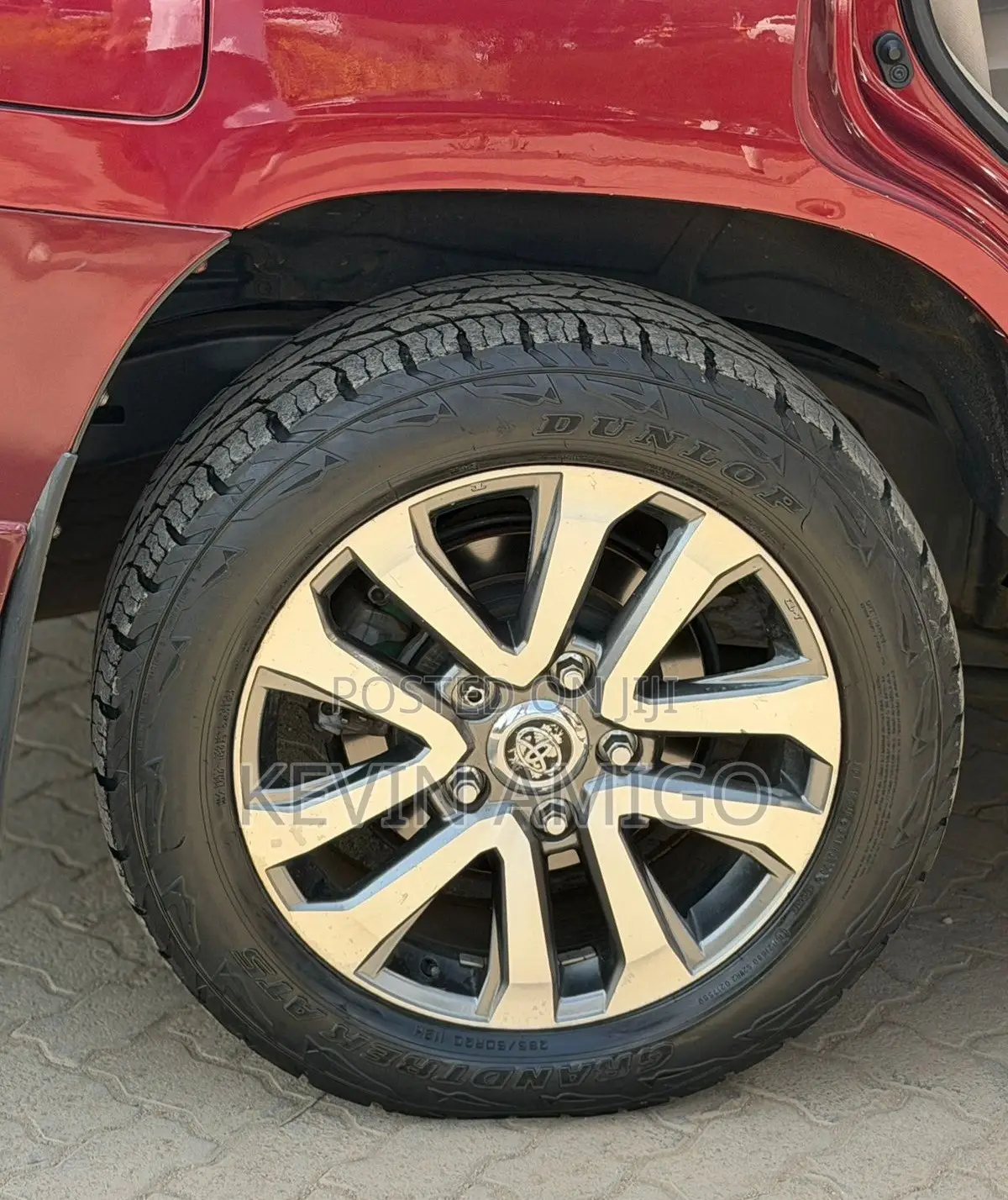 Toyota Land Cruiser 2014 Red