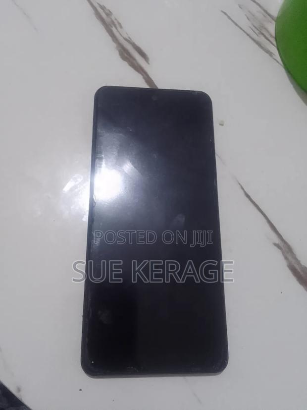 Tecno Spark 20 Pro 256 GB Black - main view
