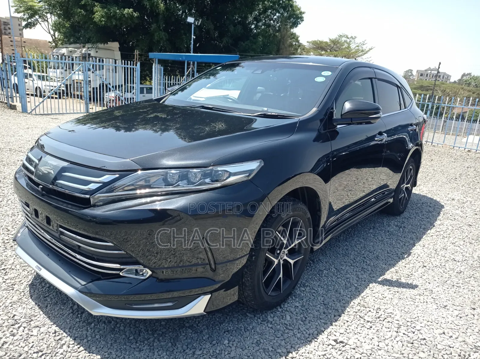 Toyota Harrier 2.0 2019 Black