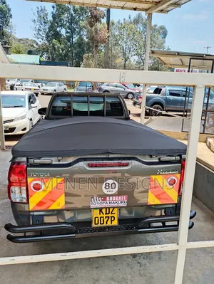 Toyota Hilux S/Cab Pick-Up Heavy-Duty Canvas { Ripstop } Tonneau Cover