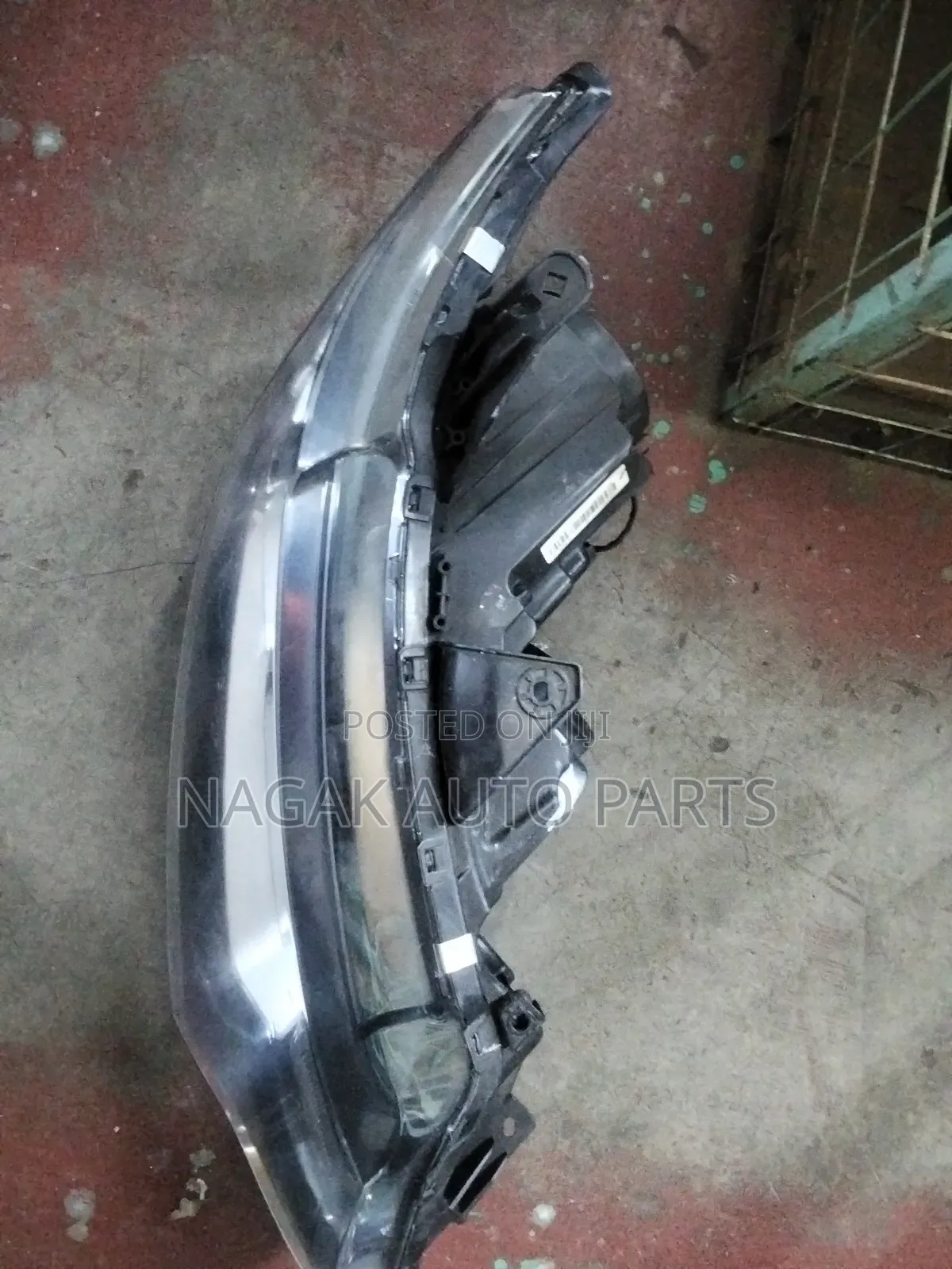 Mitsubishi Outlander 2017 Headlight