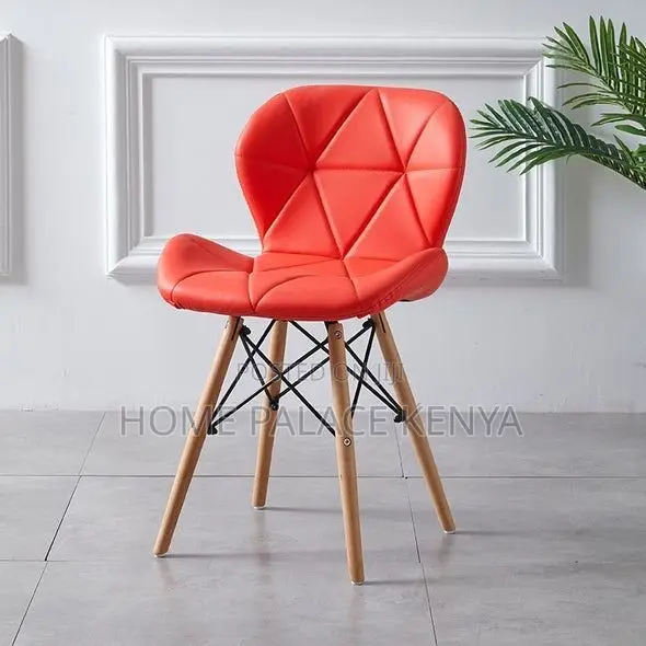 Dining Chair; Contemporary Eames Style Leather Chair for Dining Areas