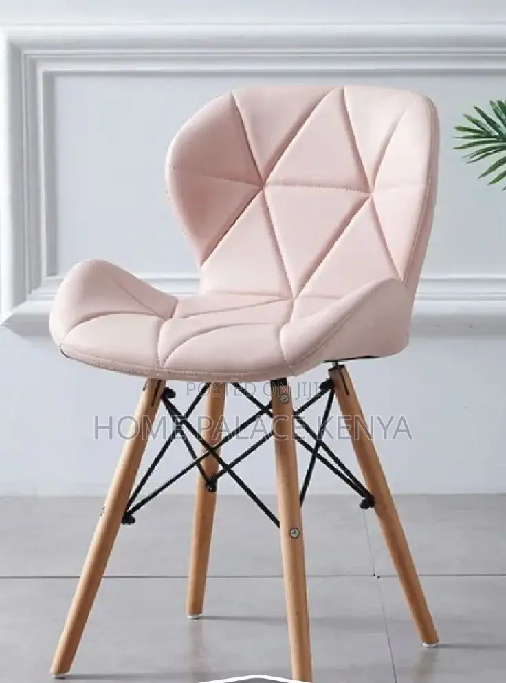 Dining Chair; Contemporary Eames Style Leather Chair for Dining Areas