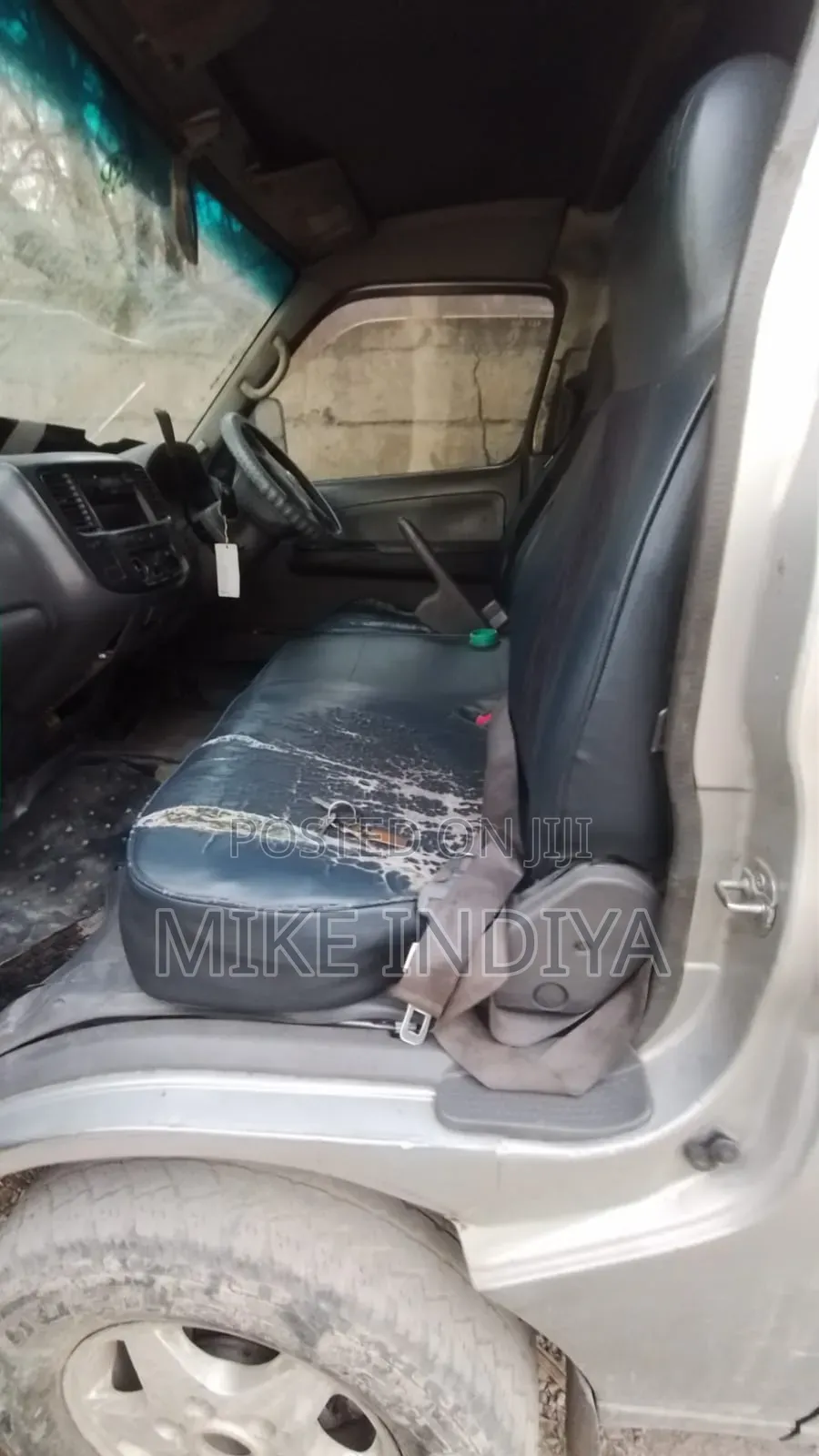 Nissan Caravan (Urvan) 2007 Grey