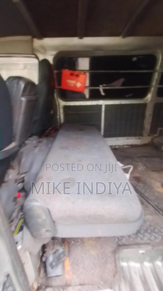 Nissan Caravan (Urvan) 2007 Grey - thumbnail 8