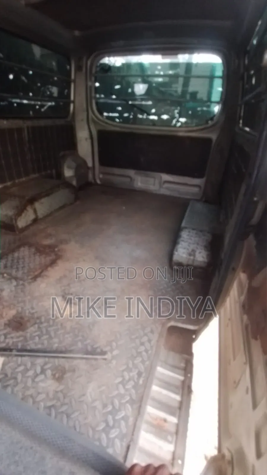 Nissan Caravan (Urvan) 2007 Grey