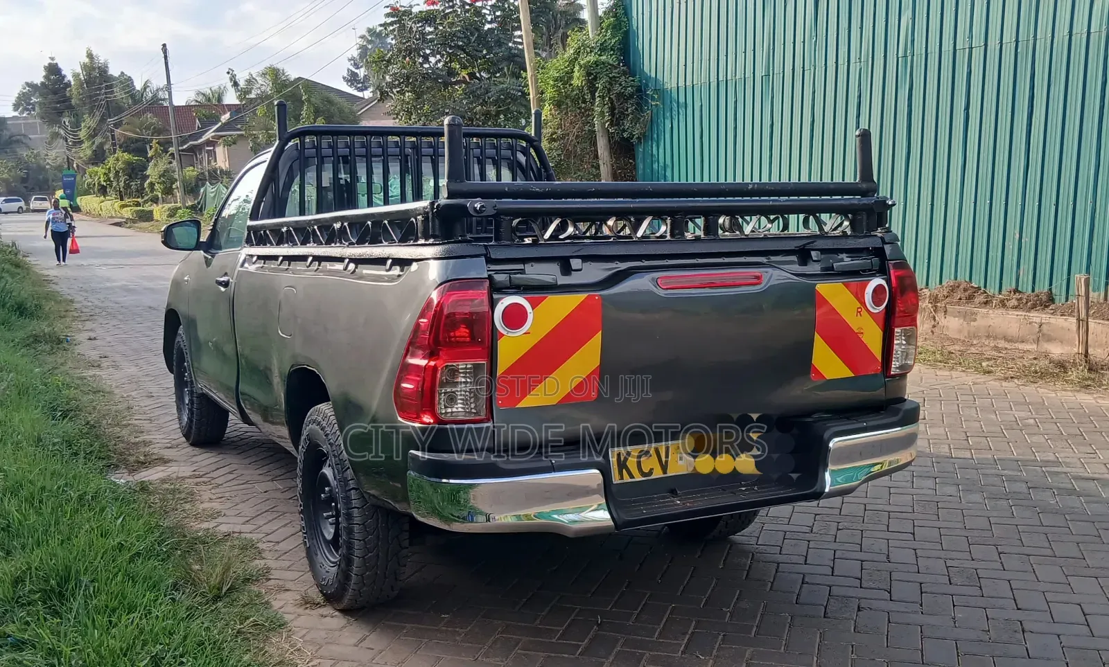 Toyota Hilux 2019 Gray