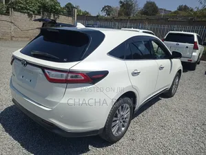 Toyota Harrier 2019 White