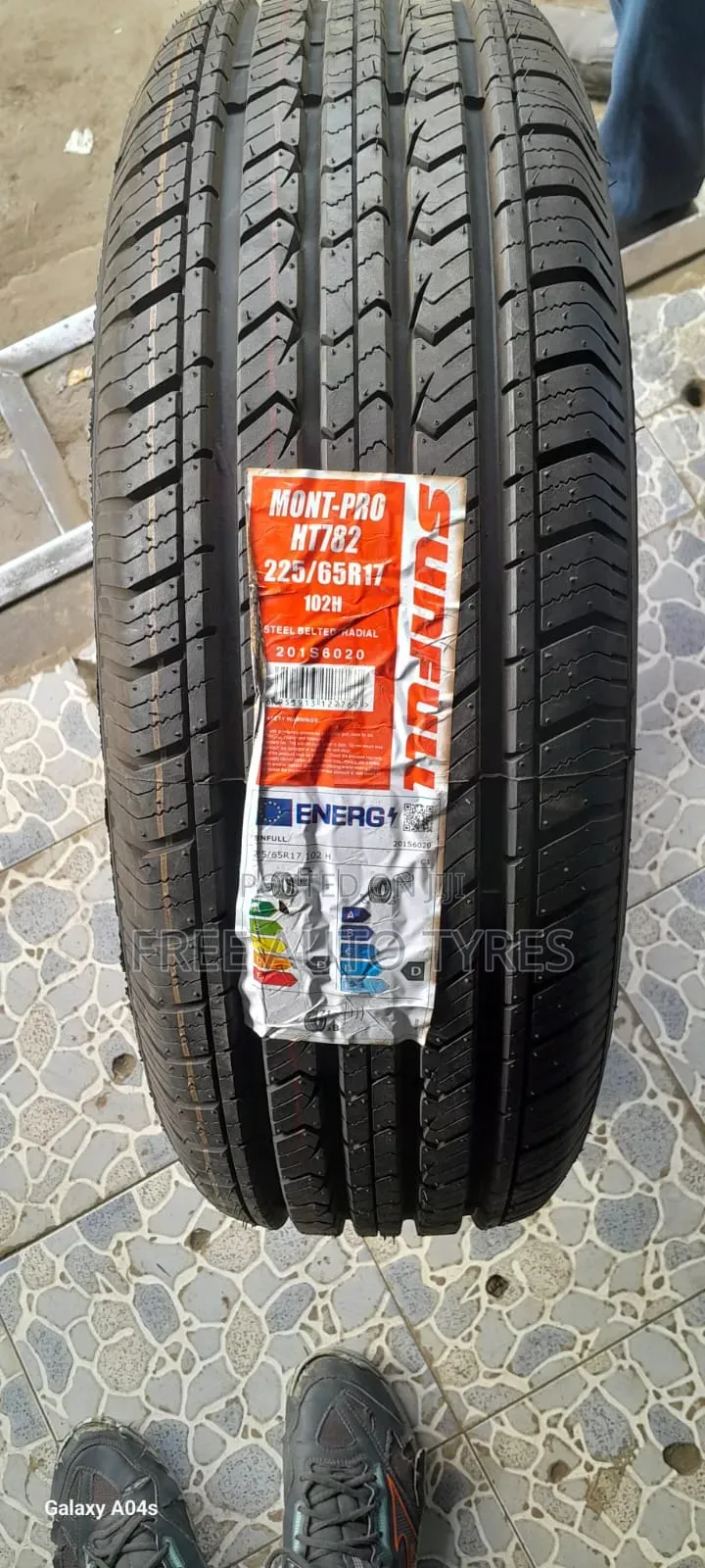 225/65r17 Sunfull