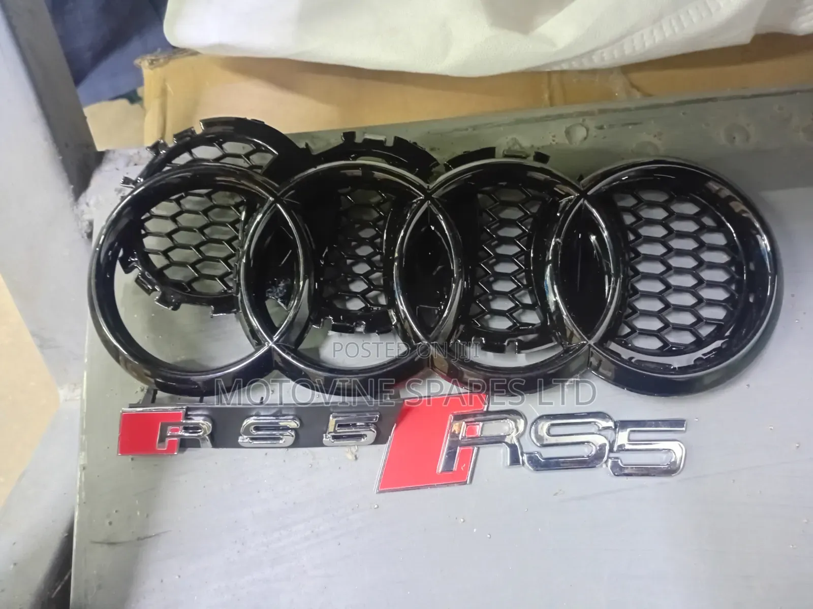 Audi Logos and Rs Emblems