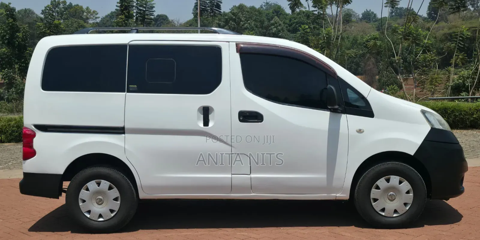 Nissan NV200 2013 White