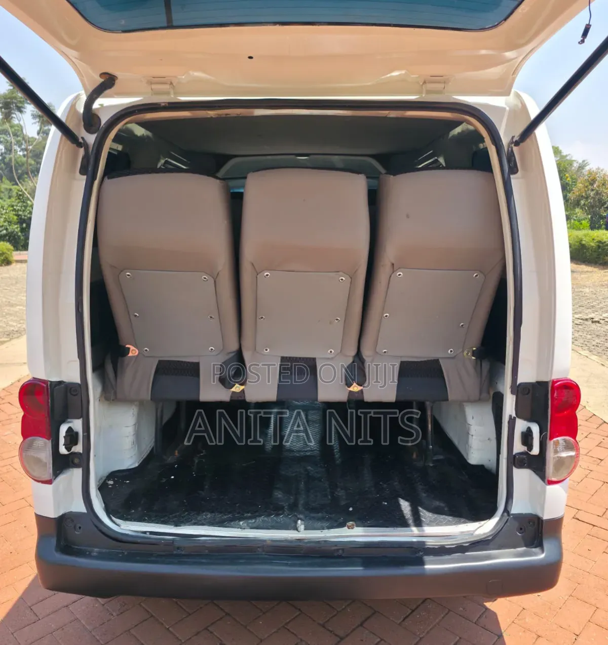 Nissan NV200 2013 White