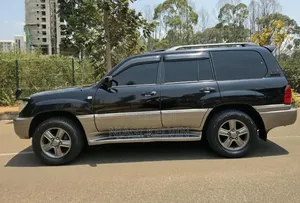 Toyota Land Cruiser Cygnus 4.7 2005 Black