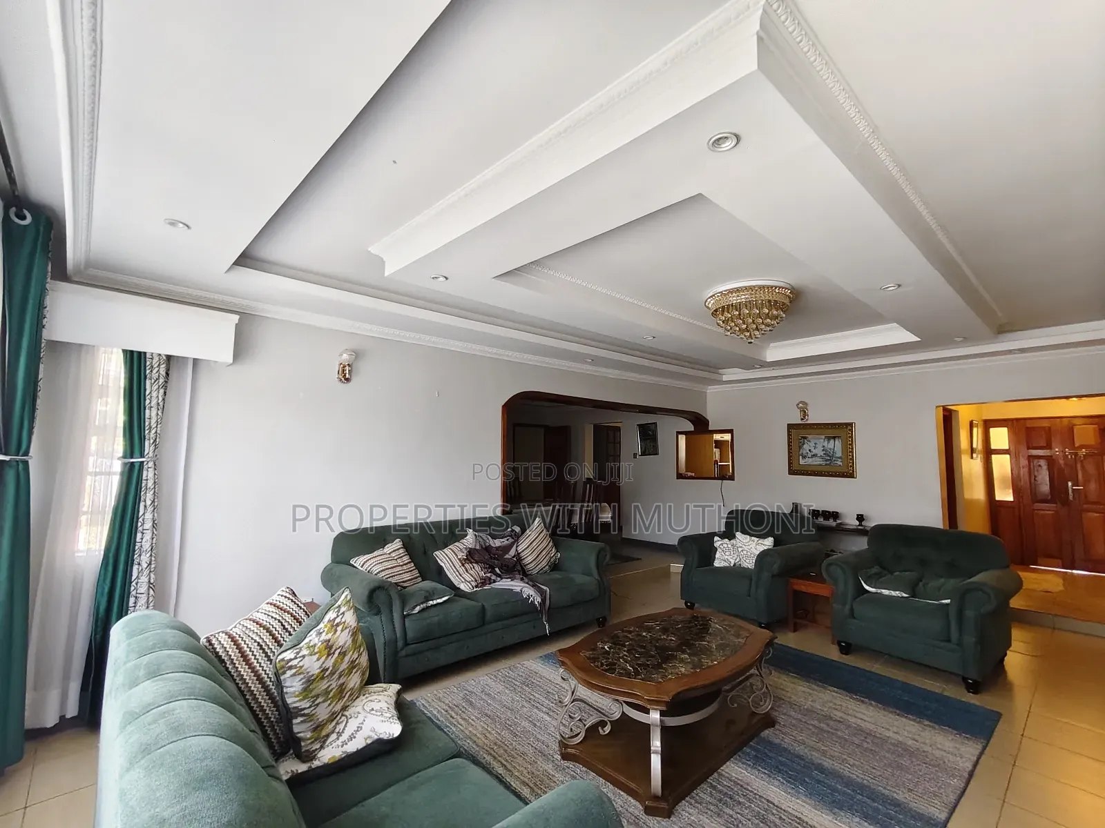 6bdrm Bungalow in Oluulua for sale