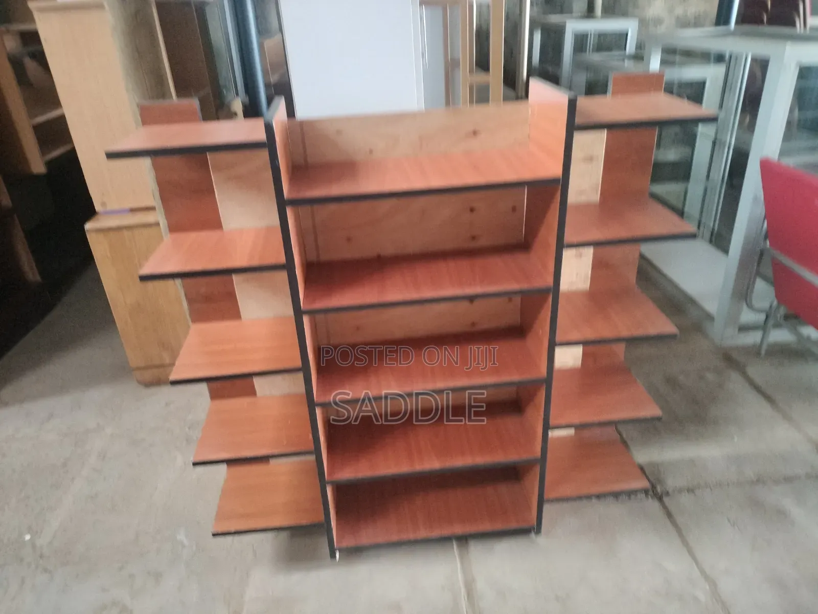 Shoe Rack Local
