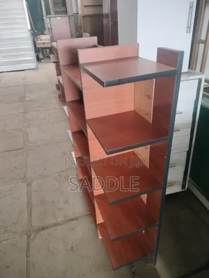Shoe Rack Local