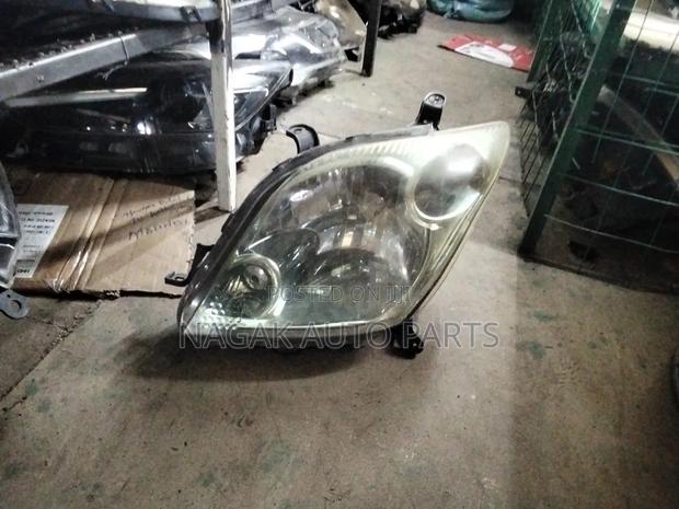 Ist Headlight 2005 Xenon Type - thumbnail 2